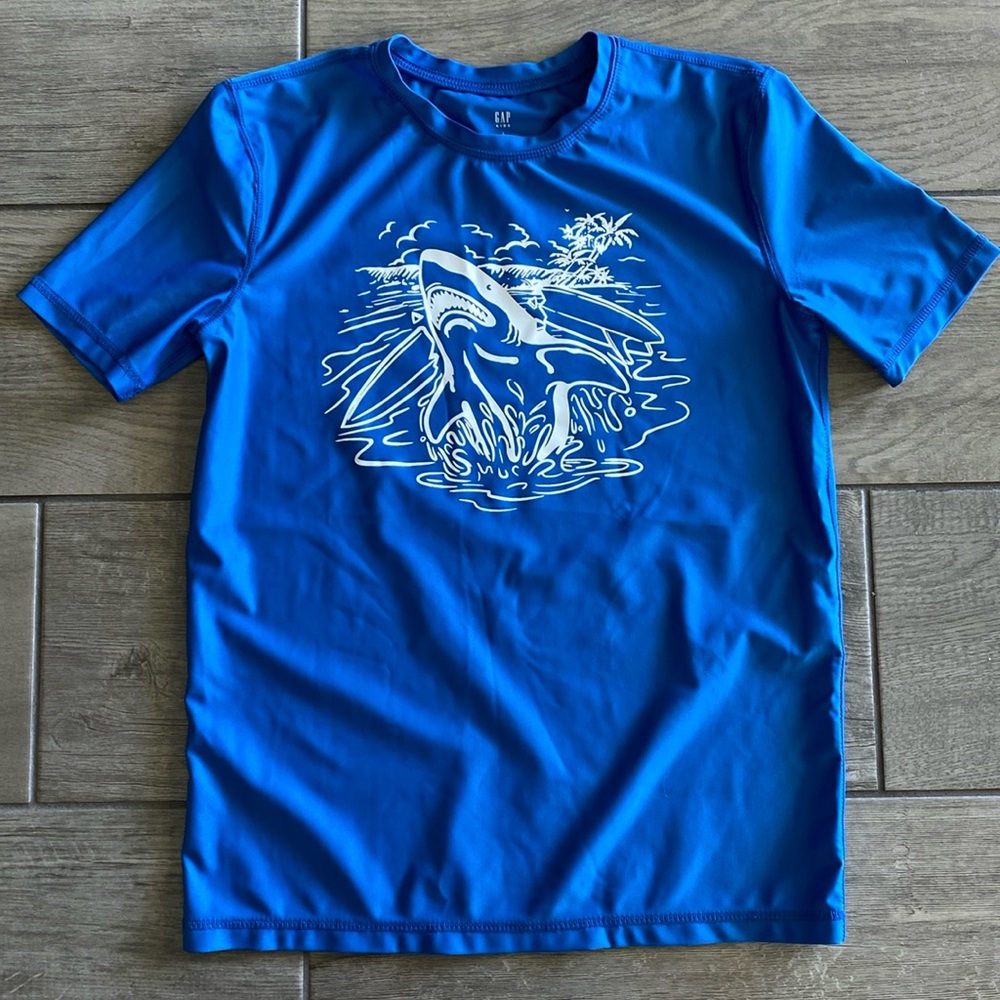 Gap Kids Boys Rashguard Shirt